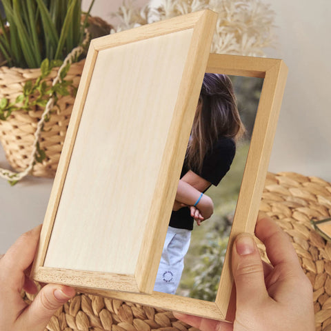 Custom Wooden Photo Frame for Mom By KreateSquare with Oak Wood Finish Engrave Any Message Ideal for Mothers Day Christmas or Birthday Gift